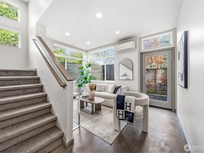 5936 S 36th Avenue A, Seattle WA 98118