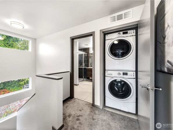 5936 S 36th Avenue A, Seattle WA 98118