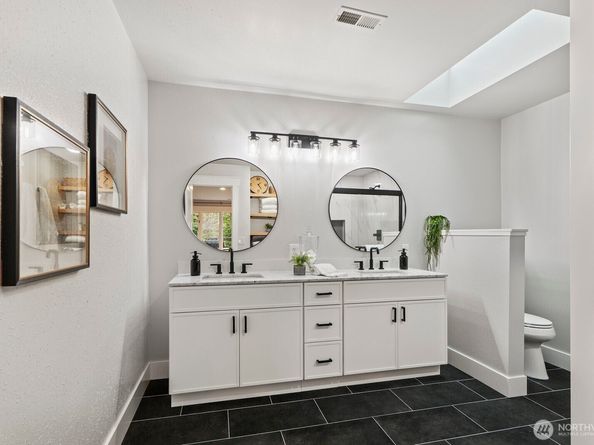 18509 236th Avenue NE, Woodinville WA 98077