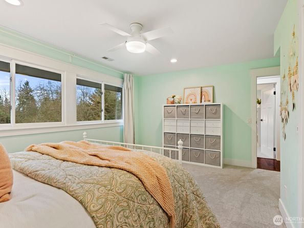 18509 236th Avenue NE, Woodinville WA 98077