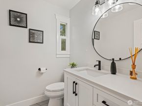 18509 236th Avenue NE, Woodinville WA 98077