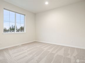 759 SE Nordmann Loop, Port Orchard WA 98366