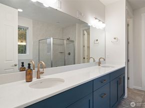 759 SE Nordmann Loop, Port Orchard WA 98366