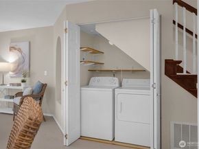 22638 44th Avenue W 6, Mountlake Terrace WA 98043