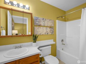 22638 44th Avenue W 6, Mountlake Terrace WA 98043