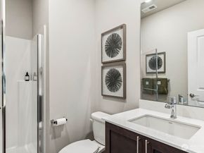 638 SE 11th Place 9, North Bend WA 98045