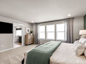 638 SE 11th Place 9, North Bend WA 98045