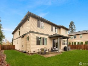 622 Mt Teneriffe Drive SE, North Bend WA 98045