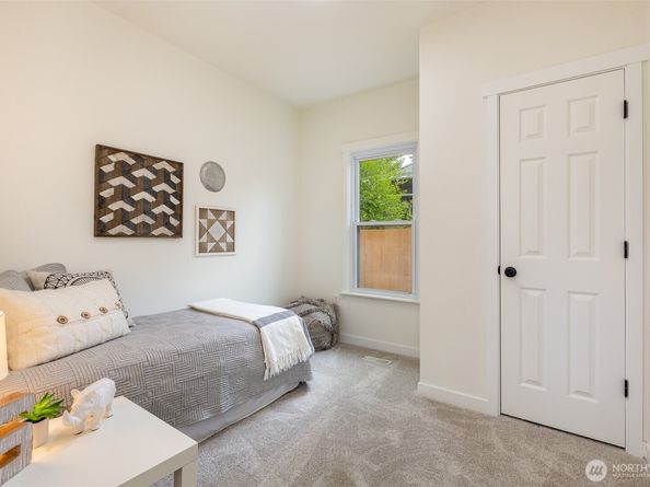 8416 Duncan Avenue S, Seattle WA 98118