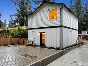 11218 115th Place NE, Kirkland WA 98033