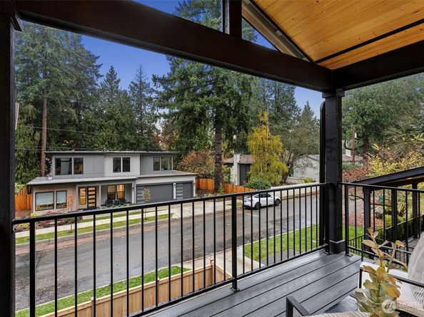 11218 115th Place NE, Kirkland WA 98033