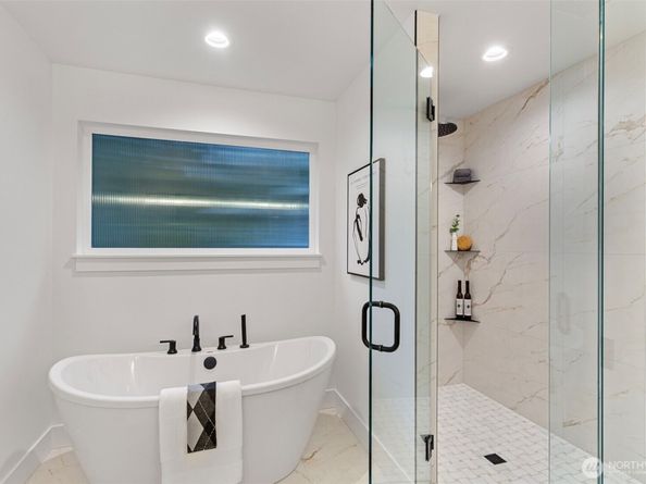 11222 115th Place NE, Kirkland WA 98033