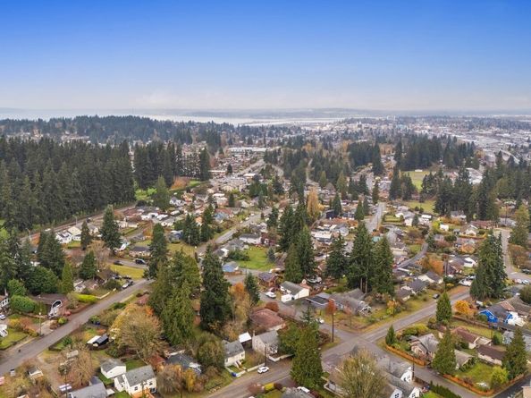 5724 Lowell Road, Everett WA 98203