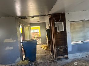 12217 SE Petrovitsky Road, Renton WA 98058