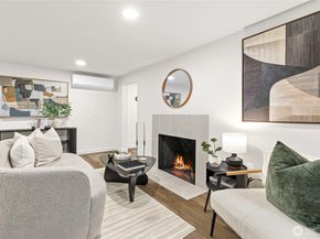 2460 S 121 Street, Burien WA 98168