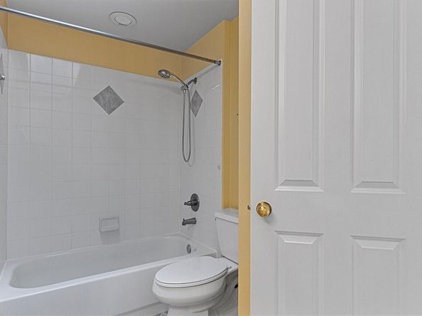 110 247th Avenue SE, Sammamish WA 98074