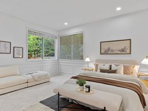 110 247th Avenue SE, Sammamish WA 98074