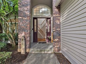 110 247th Avenue SE, Sammamish WA 98074