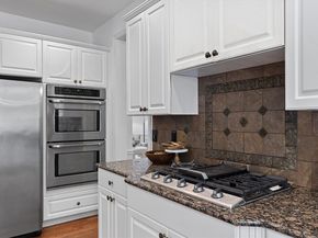 110 247th Avenue SE, Sammamish WA 98074