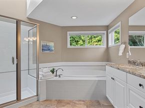 110 247th Avenue SE, Sammamish WA 98074