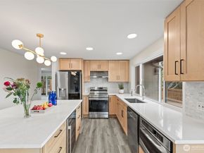 110 174th Place NE, Bellevue WA 98008