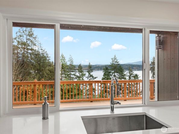 110 174th Place NE, Bellevue WA 98008