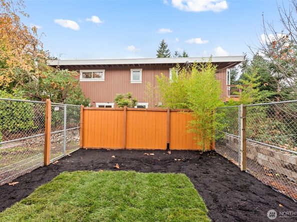 110 174th Place NE, Bellevue WA 98008