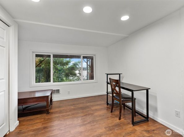 110 174th Place NE, Bellevue WA 98008