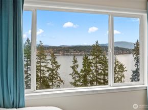 110 174th Place NE, Bellevue WA 98008