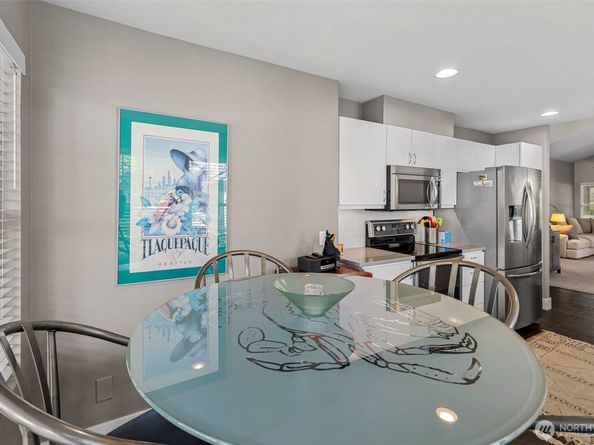 23425 51st Avenue S, Kent WA 98032