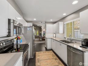 23425 51st Avenue S, Kent WA 98032