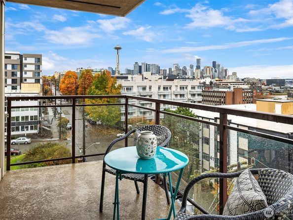 500 5th Avenue W 705, Seattle WA 98119