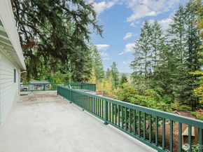 17508 184th Avenue NE, Woodinville WA 98072