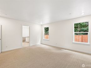 24323 13th Avenue SE CR20, Bothell WA 98021