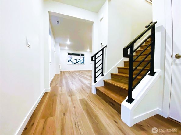 24323 13th Avenue SE CR20, Bothell WA 98021