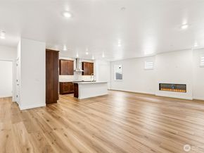 24323 13th Avenue SE CR20, Bothell WA 98021