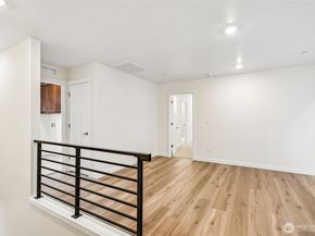 24323 13th Avenue SE CR20, Bothell WA 98021