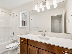 24323 13th Avenue SE CR20, Bothell WA 98021
