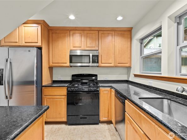 14808 84th Avenue NE, Kenmore WA 98028