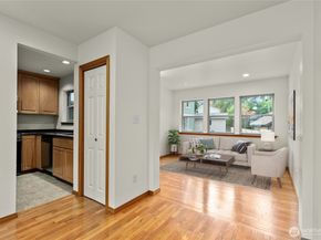 14808 84th Avenue NE, Kenmore WA 98028