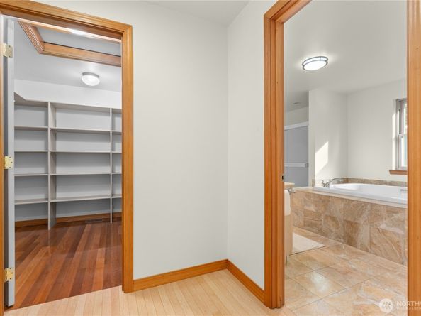 14808 84th Avenue NE, Kenmore WA 98028