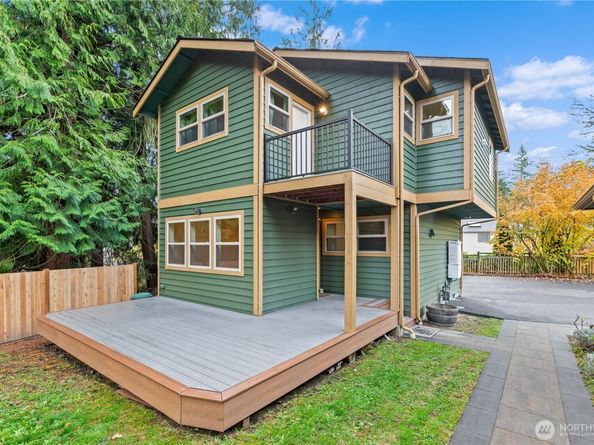 14808 84th Avenue NE, Kenmore WA 98028