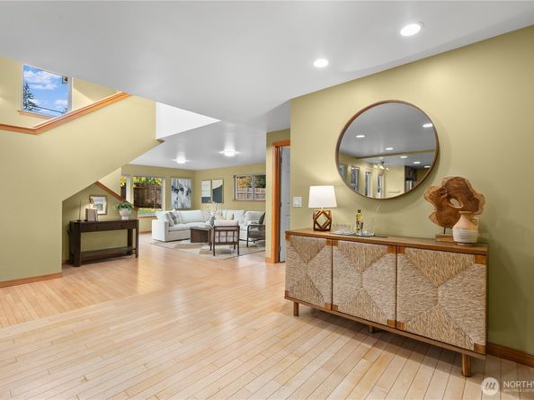 14808 84th Avenue NE, Kenmore WA 98028