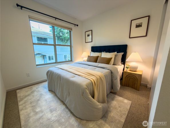 3404 23rd A, Seattle WA 98199