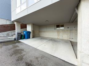 3404 23rd A, Seattle WA 98199