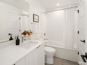 6042 B 41st Avenue SW, Seattle WA 98136