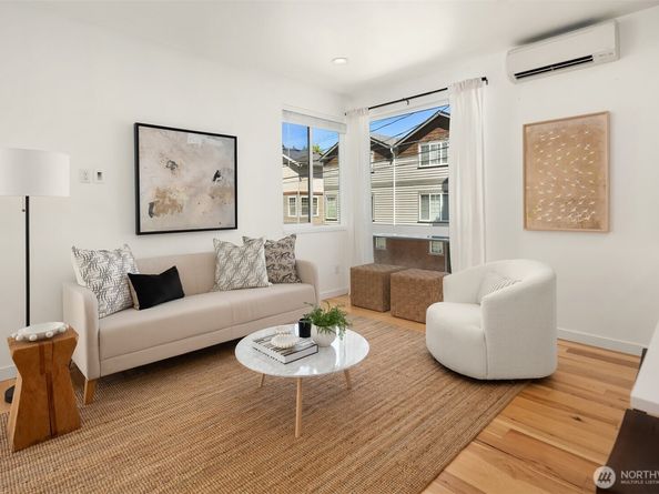 6042 B 41st Avenue SW, Seattle WA 98136