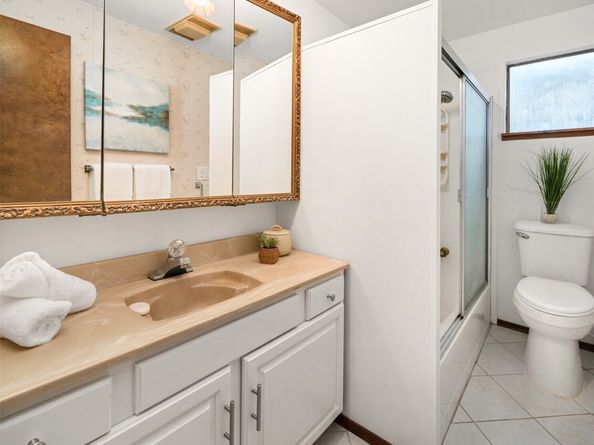 9764 Rainier Avenue S, Seattle WA 98118