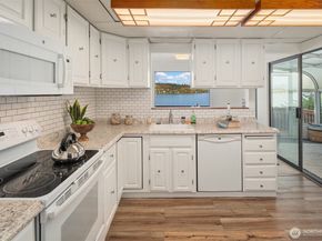 9764 Rainier Avenue S, Seattle WA 98118