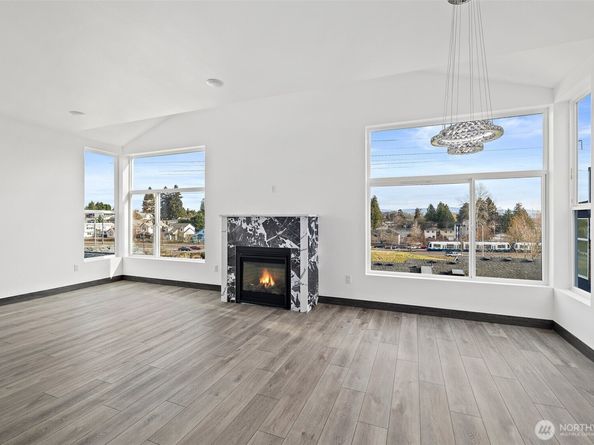 9751 57th Avenue S, Seattle WA 98118